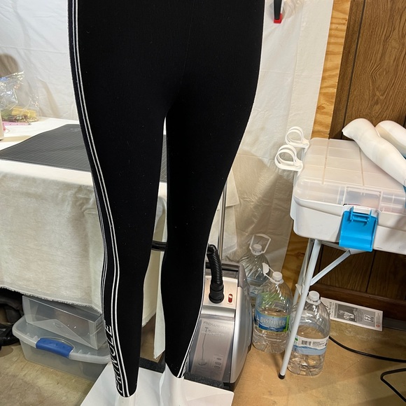 GUC Pringle x H&M black & white knitted leggings sz small - Picture 1 of 8